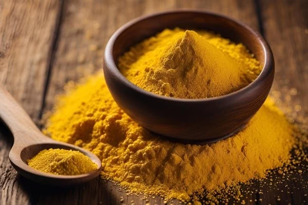 Món ăn với bột trứng muối